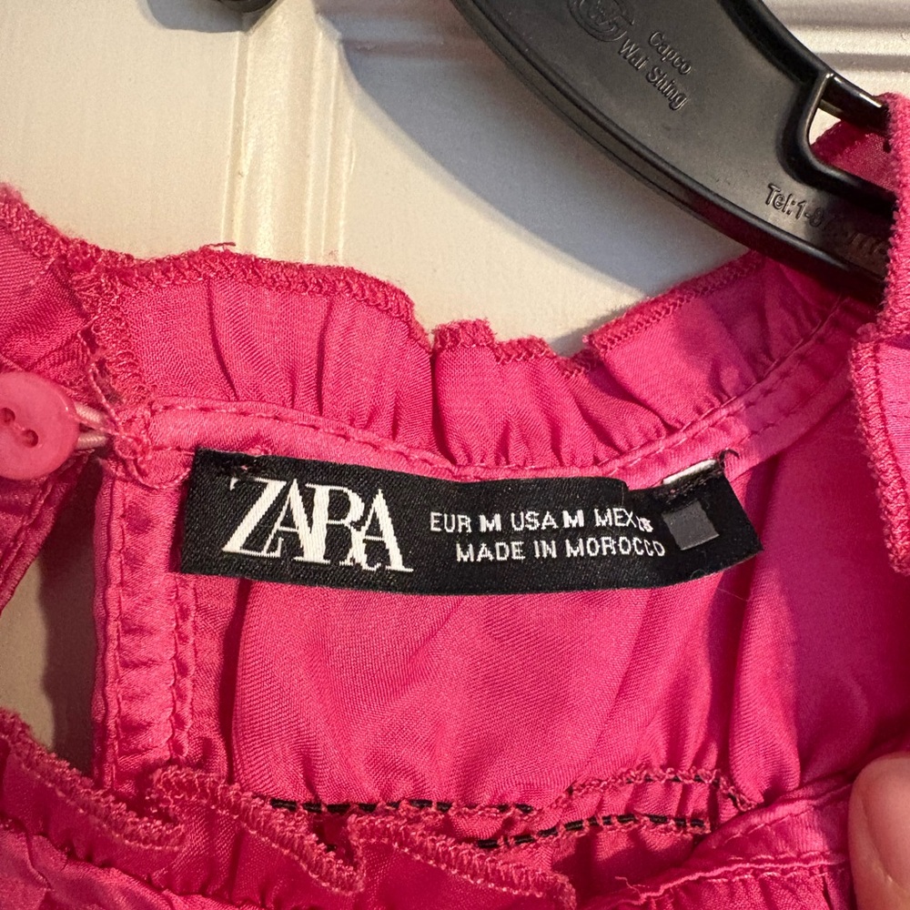 Zara Fuchsia Shirred satin crop top size medium - Picture 3 of 4